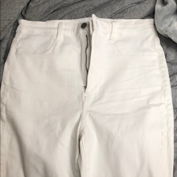 American Eagle Outfitters Denim - NWOT White American eagle jeans